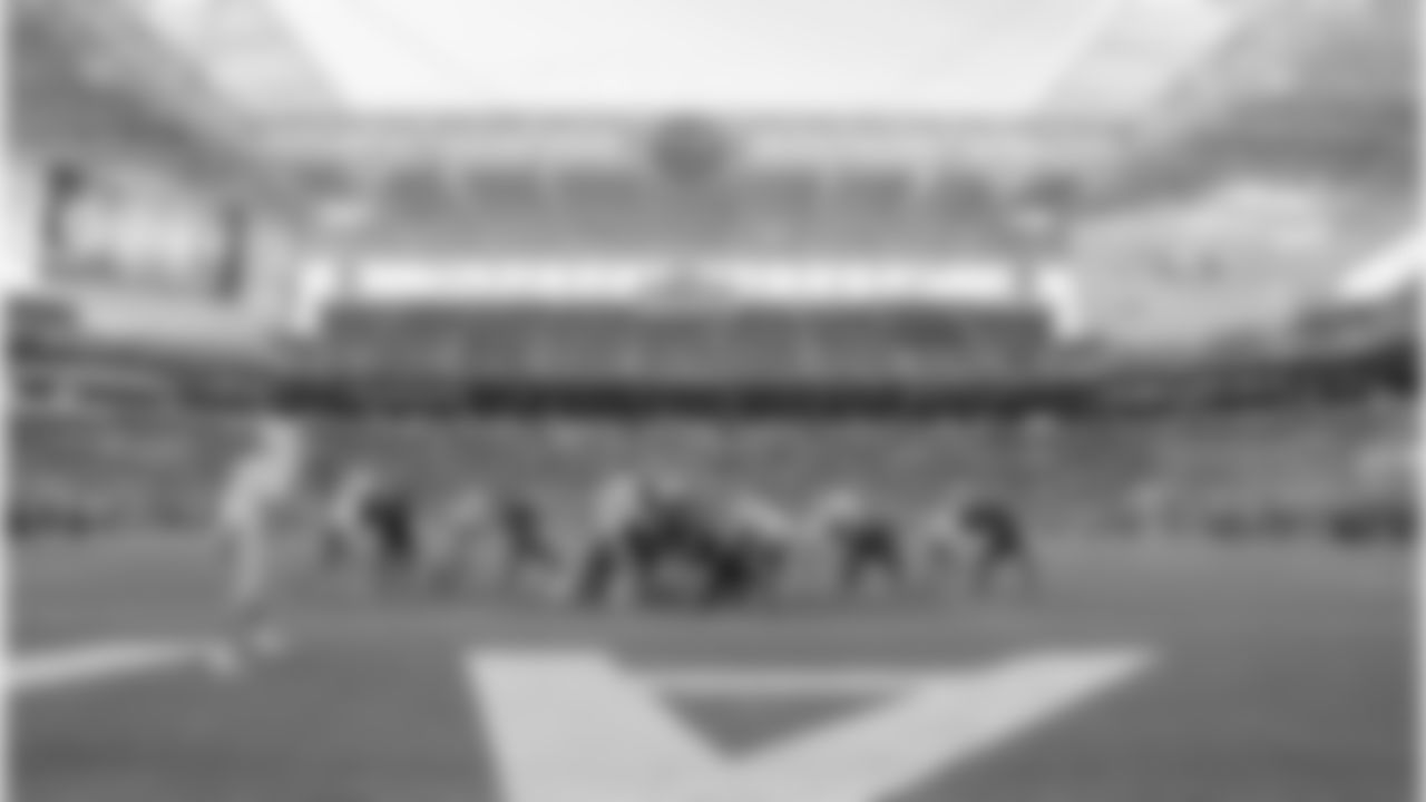 Bucs vs Dolphins
