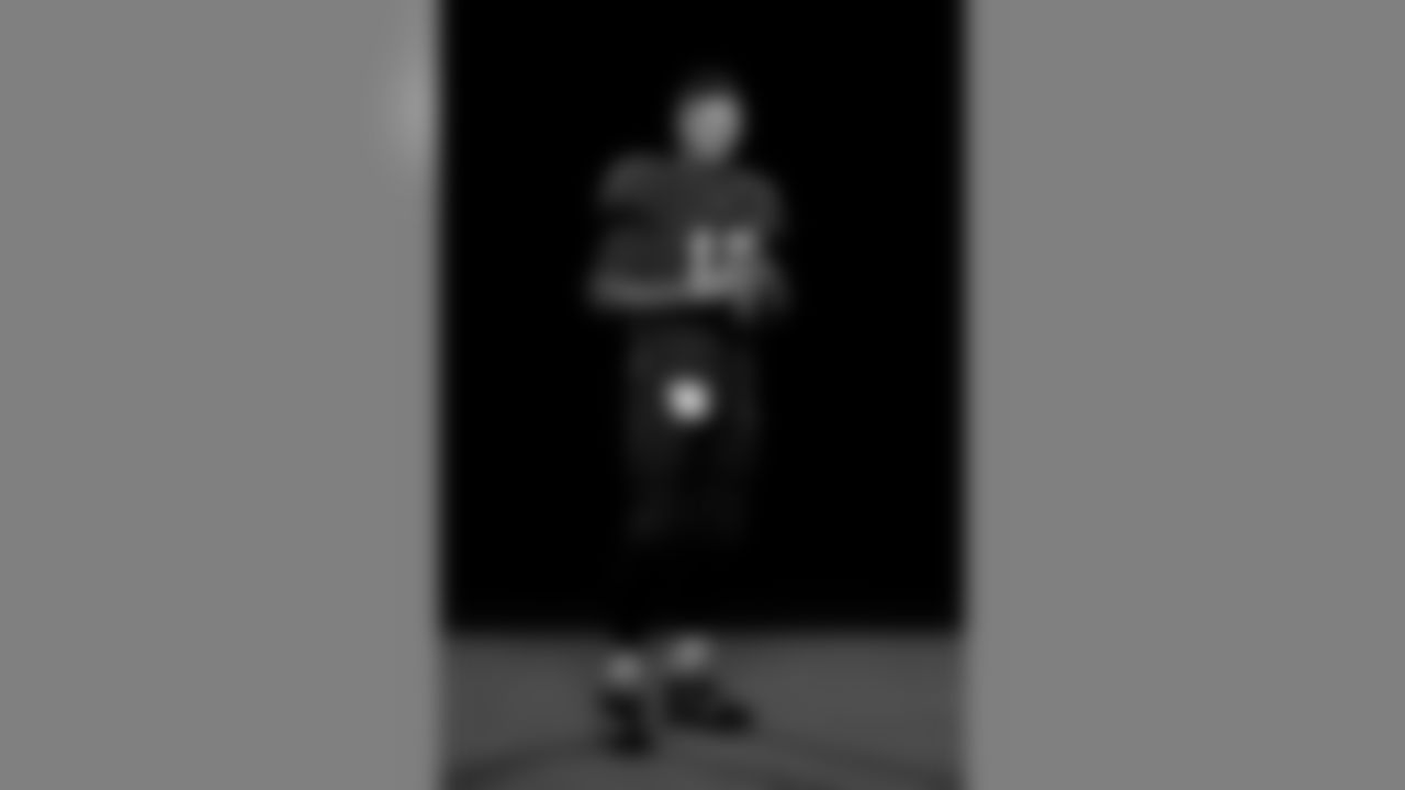 TAMPA, FL - MAY 11, 2020 - Quarterback Tom Brady #12 of the Tampa Bay Buccaneers is photographed in uniform for the first time as a member of the Bucs. Photo By Matt May/Tampa Bay Buccaneers