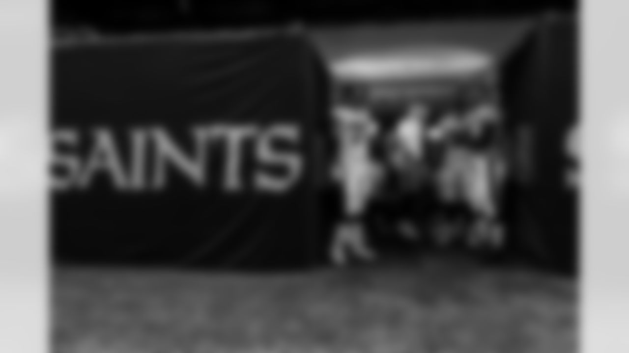 Players prepare to take the field prior to Bucs vs. Saints, Week One