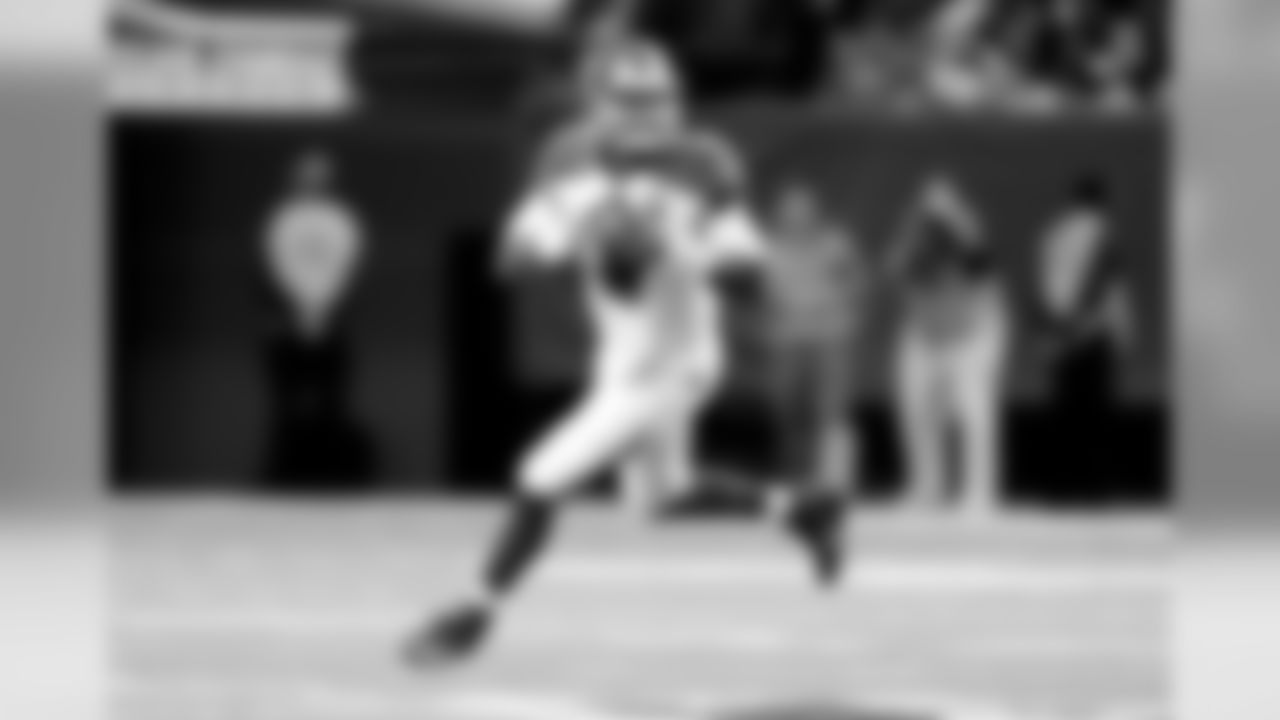 QB Jameis Winston