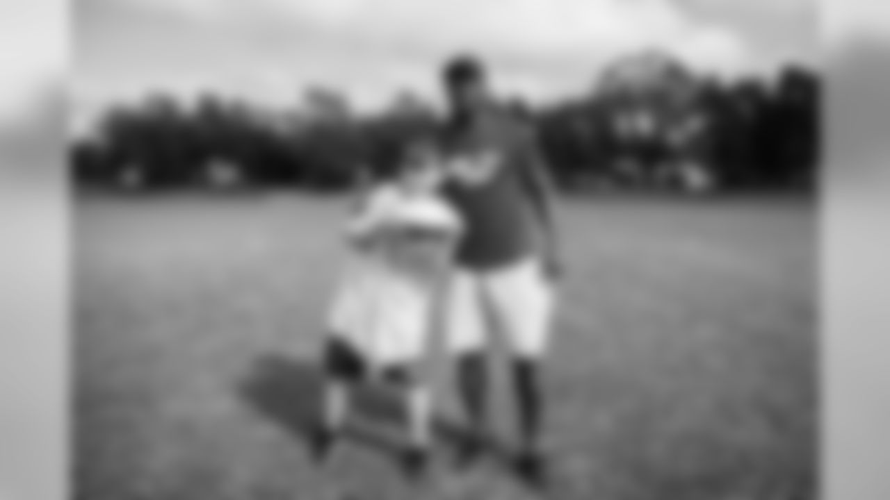 191106_TR_JrBucsFlag_ThurgoodMarshallMiddle_013