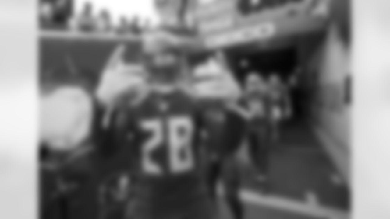 28 CB Vernon Hargreaves