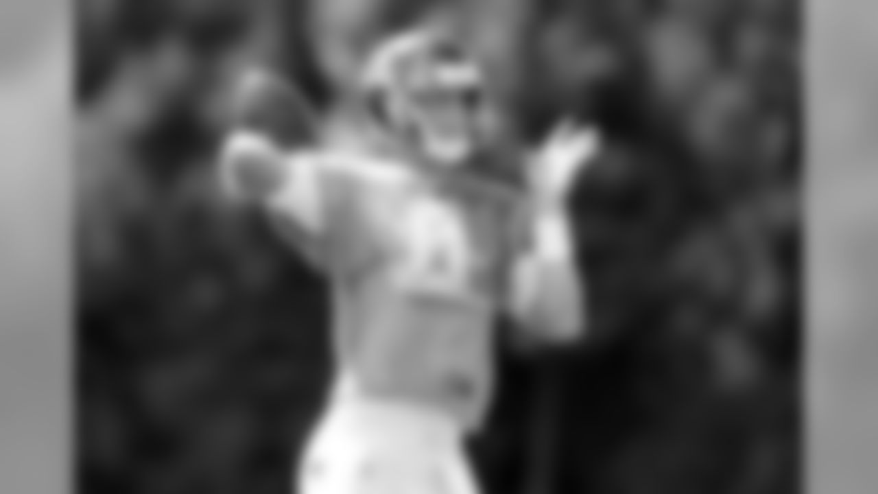 8 QB Mike Glennon