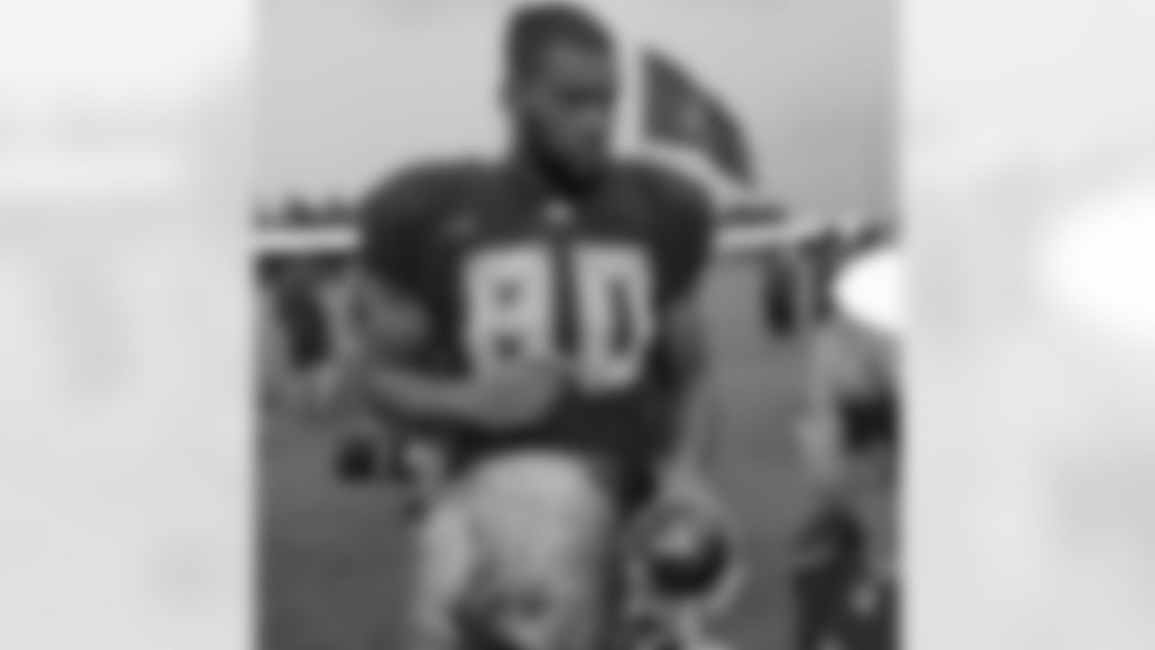 TE O.J. Howard
