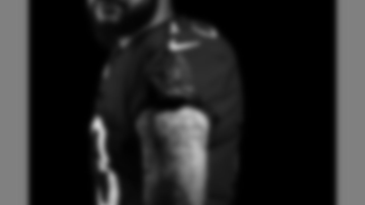 TAMPA, FL - MAY 27, 2020 - Wide receiver Mike Evans #13 of the Tampa Bay Buccaneers during an asset shoot. Photo By Tori Richman/Tampa Bay Buccaneers