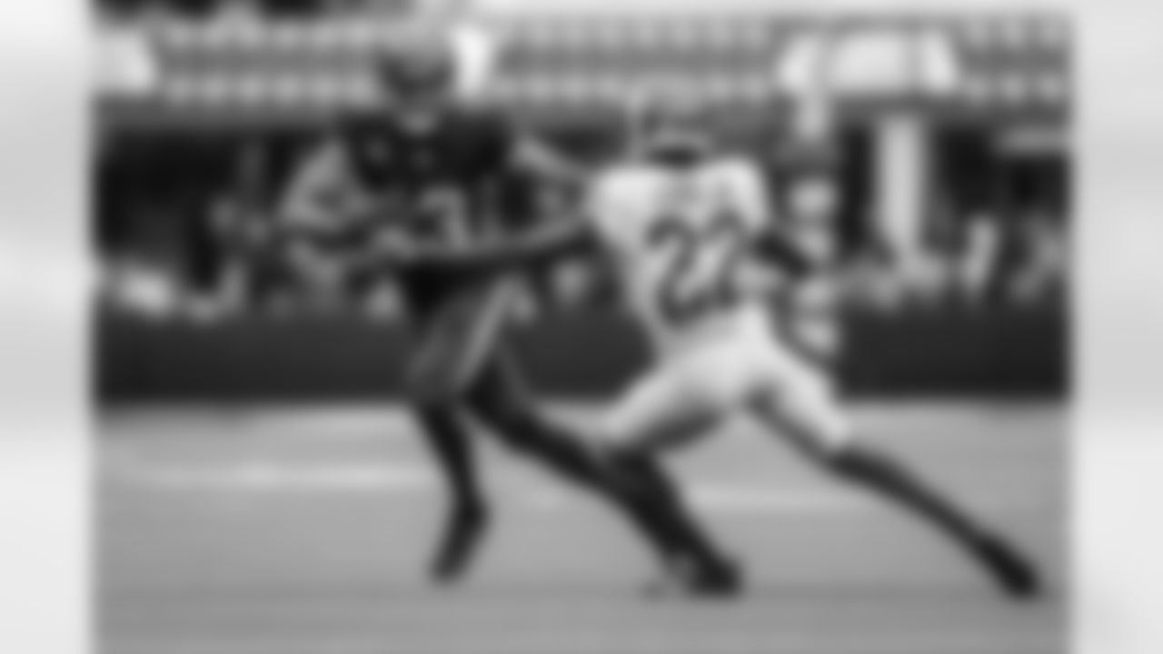 Bucs vs. Rams