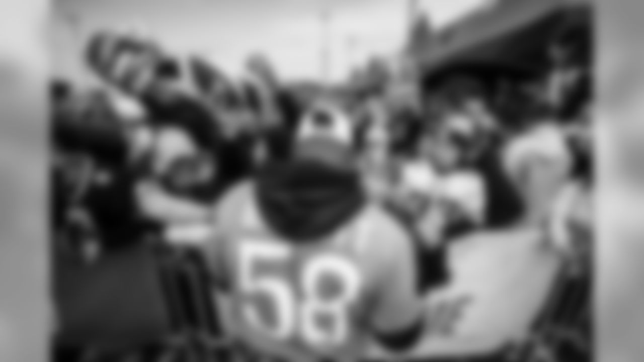 ORLANDO, FL - JANUARY 22, 2020 - Outside Linebacker Shaquil Barrett #58 of the Tampa Bay Buccaneers after practice at the 2020 Pro Bowl. Photo By Kyle Zedaker/Tampa Bay Buccaneers