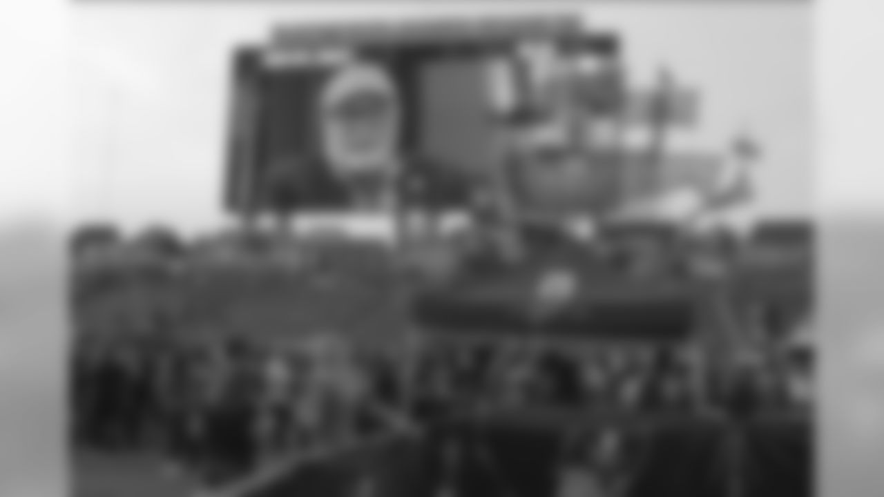 DraftParty_055