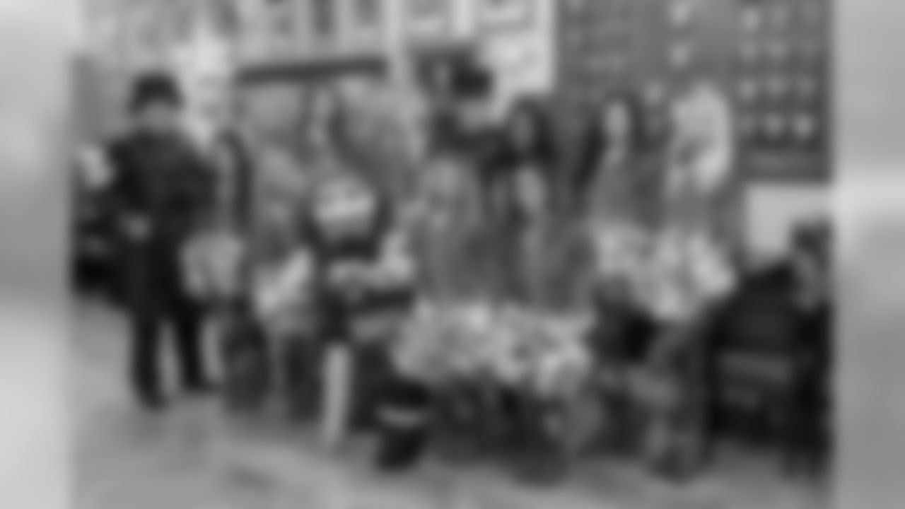 191012_MC_Bucs_Bus_0020