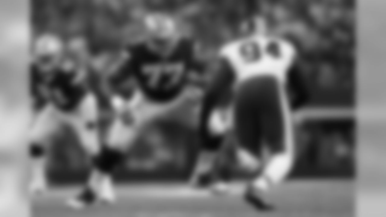 77 LT Tyron Smith (86.8)