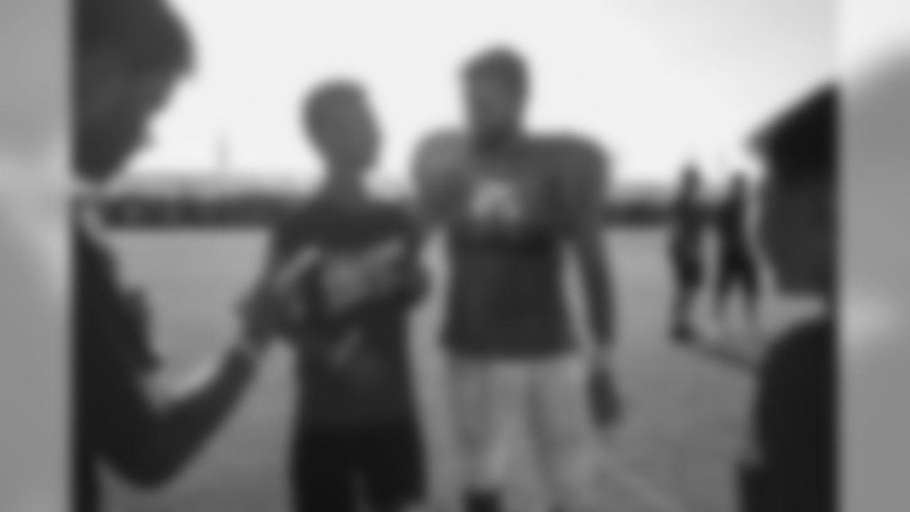 190730_TR_TrainingCamp5_fans_030