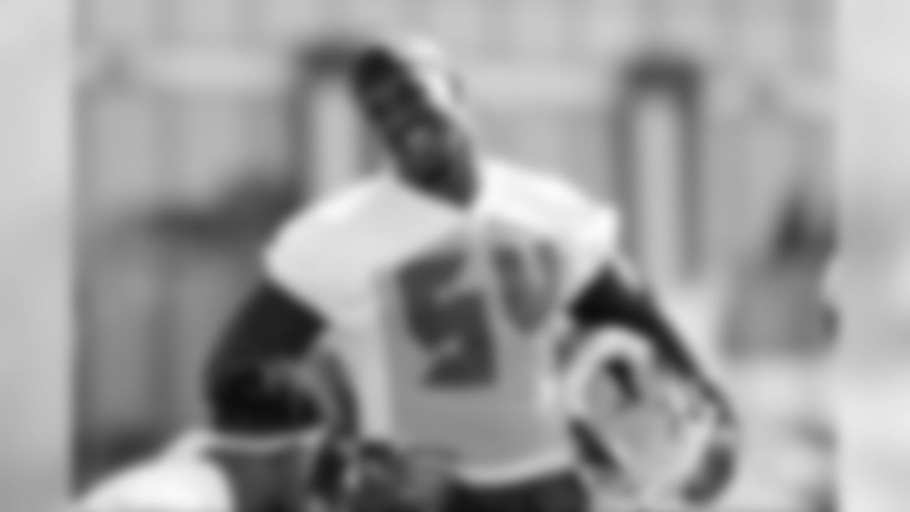 LB Lavonte David
