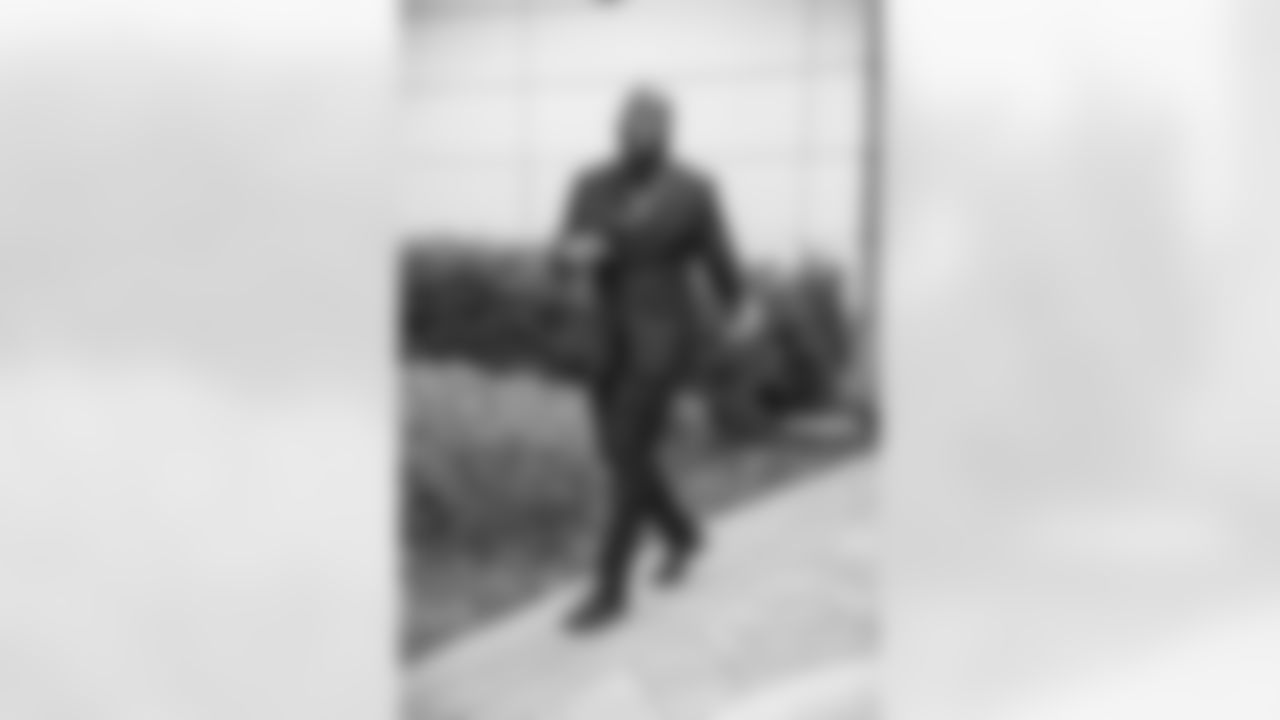 91 DE Robert Ayers
