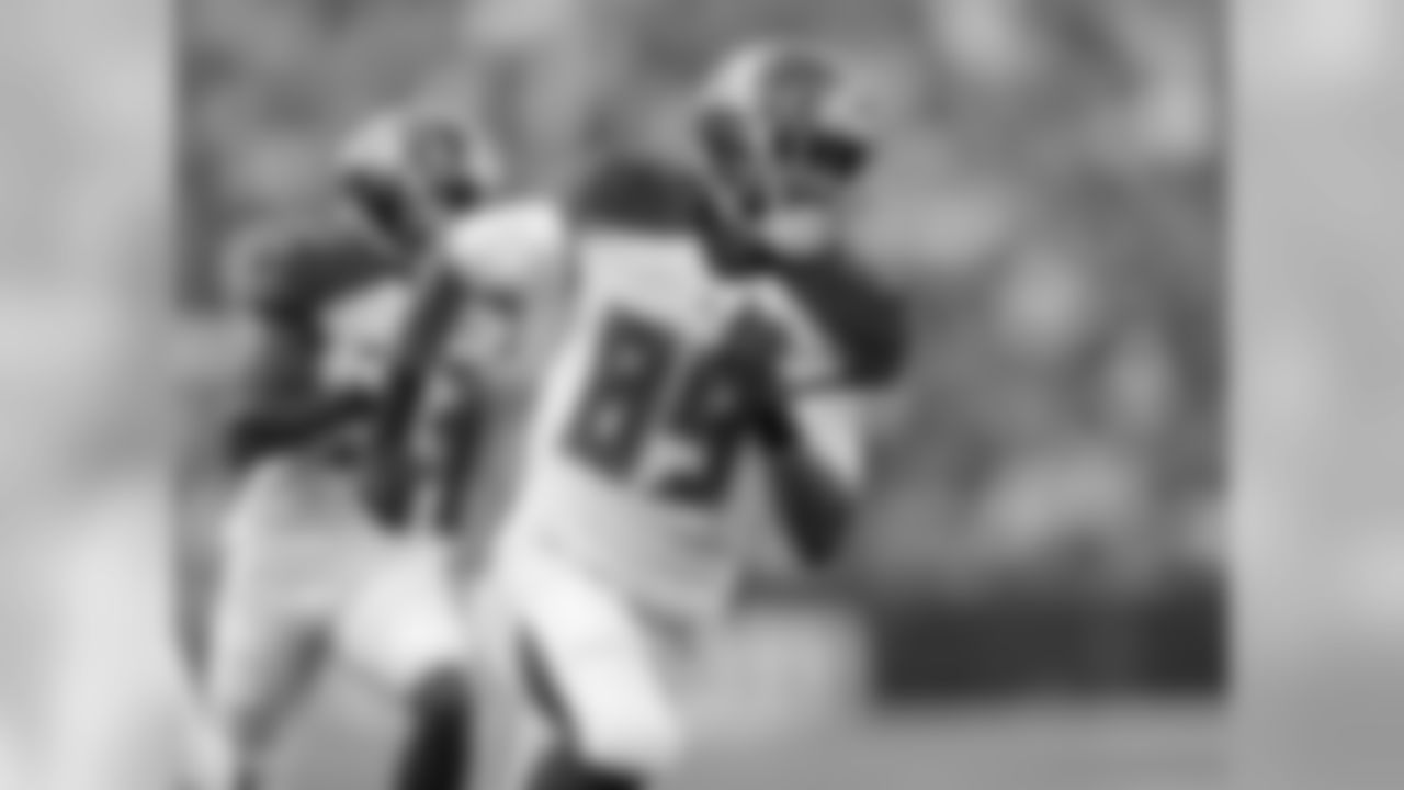 89 - WR Russell Shepard