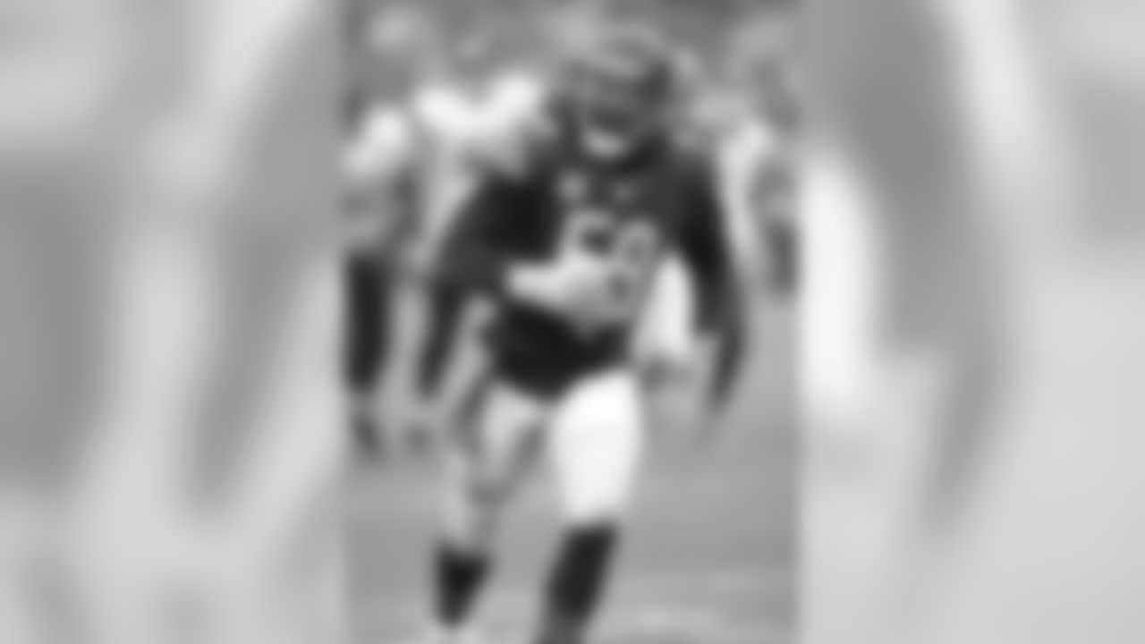 59 ILB Danny Trevathan (75.9)