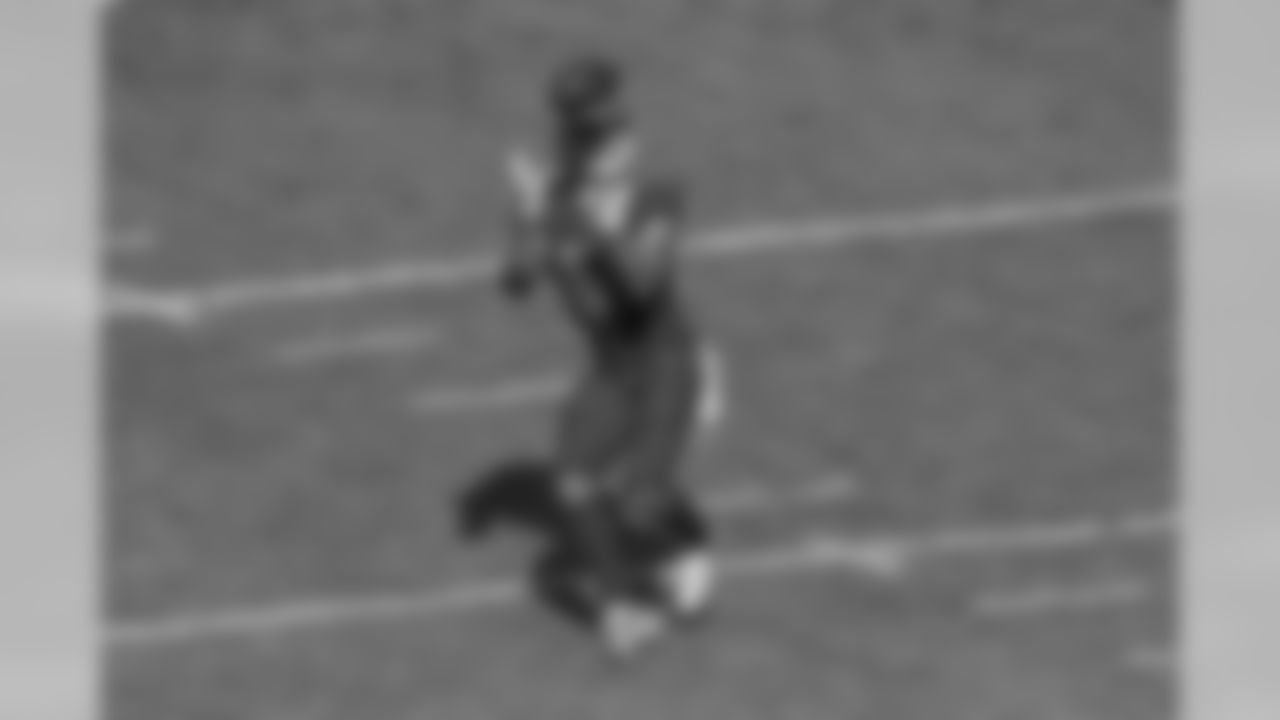 WR Justin Watson, No. 17