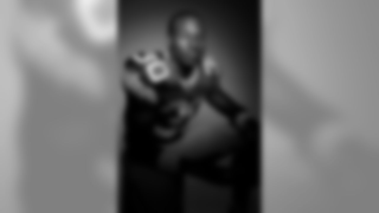 Green Bay Packers running back Jamaal Williams (30) poses for a portrait during the NFLPA Rookie Premiere on Saturday, May 20, 2017 in Los Angeles. (Ben Liebenberg/NFL)