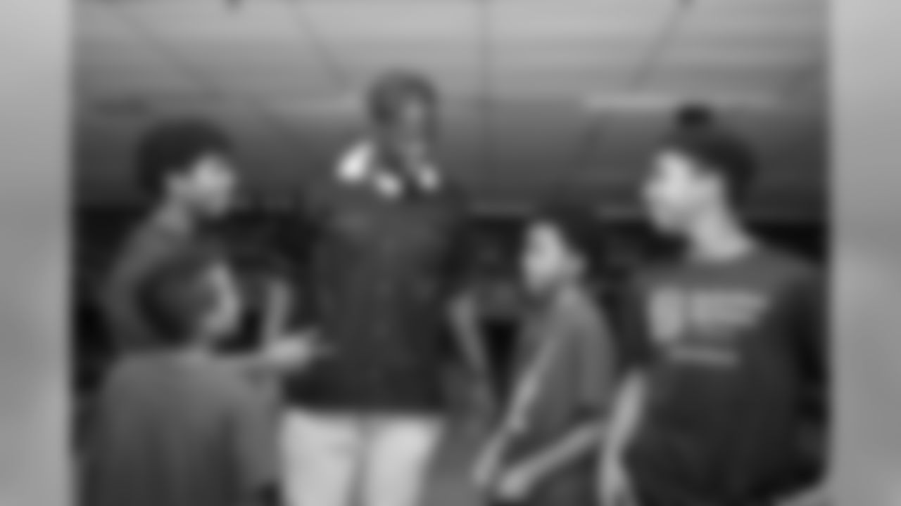 191118_KZ_LavonteBowling_019