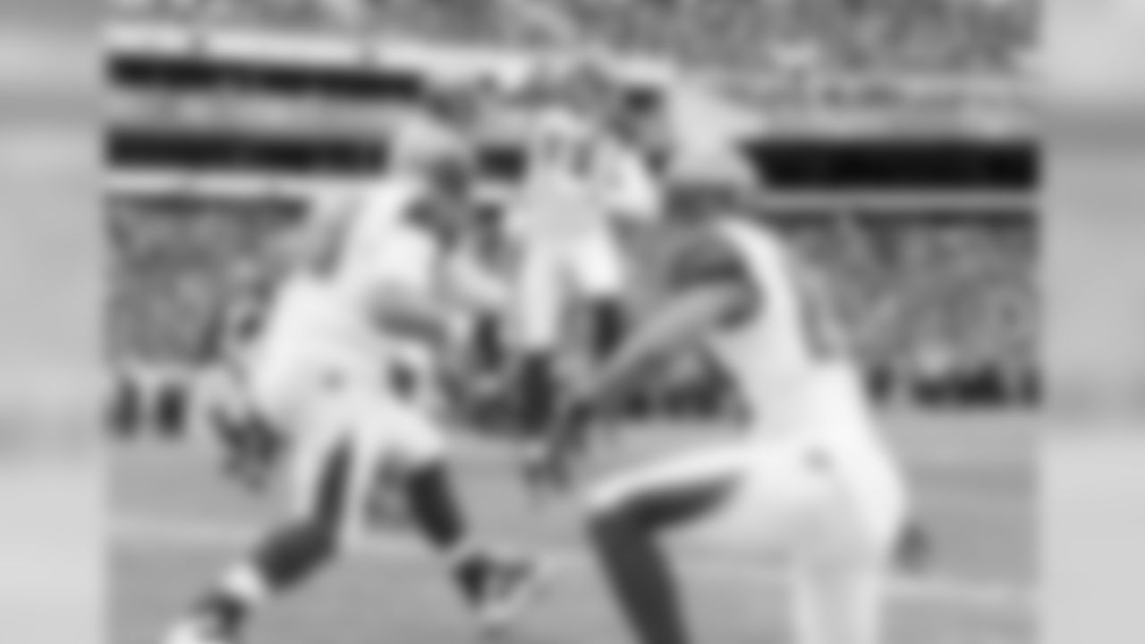 QB Jameis Winston, WR Mike Evans