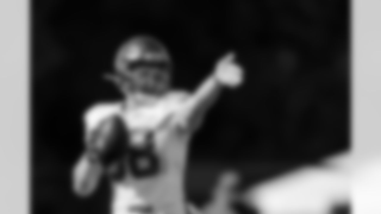 TE Tanner Hudson