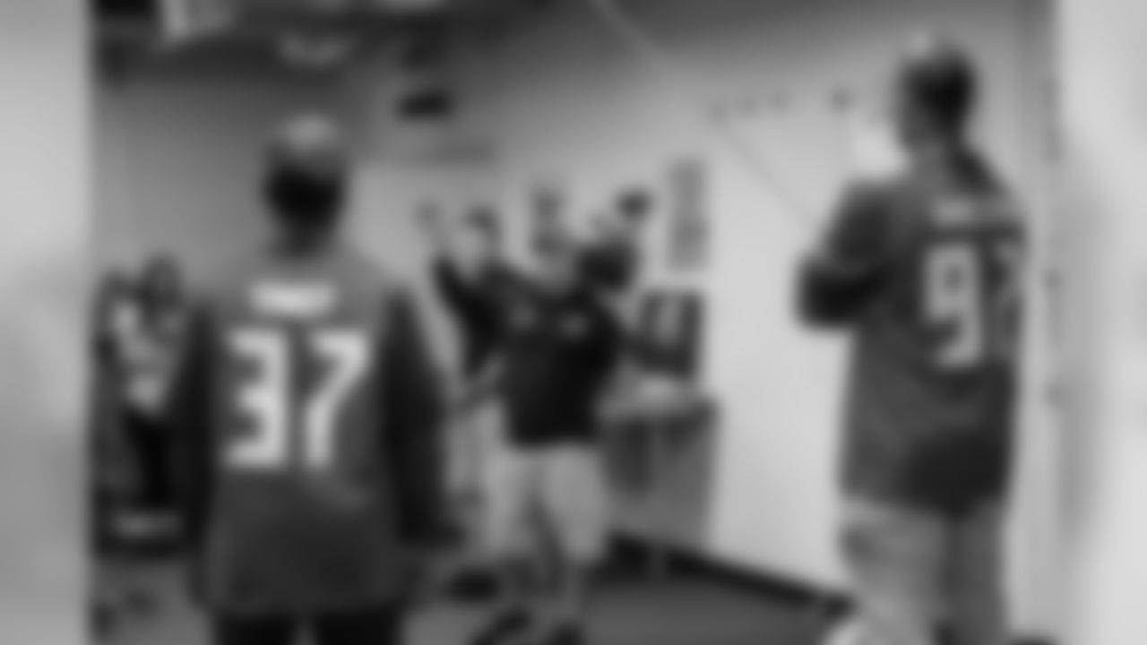 Buccaneers DE William Gholston and S Keith Tandy