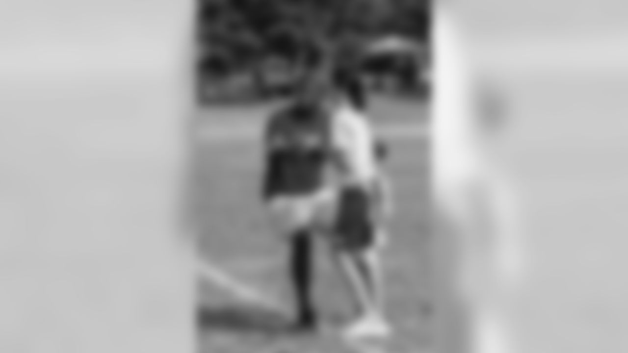 191106_TR_JrBucsFlag_ThurgoodMarshallMiddle_026