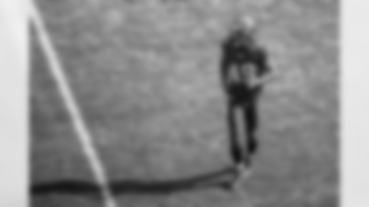 OLB Cam Gill