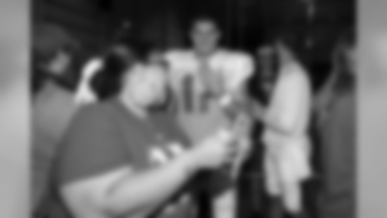 190801_KZ_WomenOfRed_059