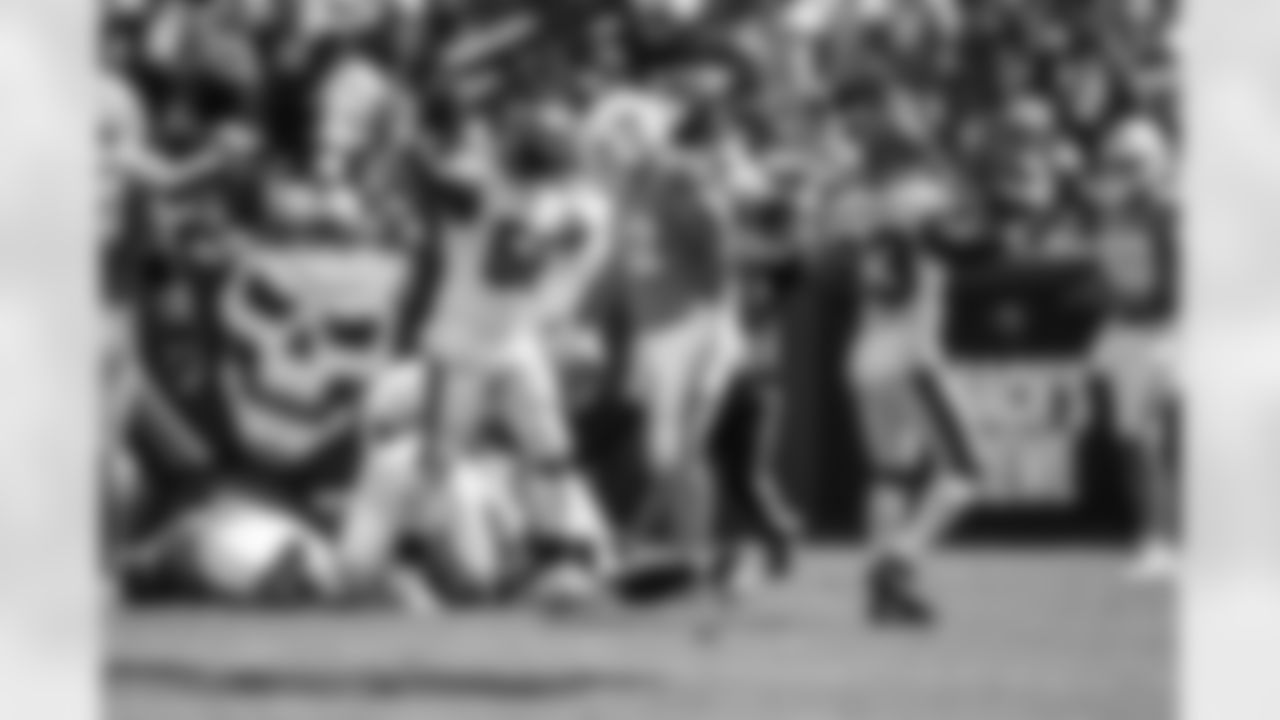Dolphins vs. Bucs