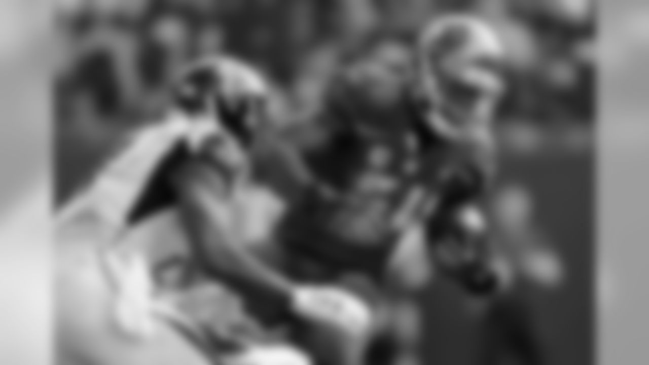 LB Lavonte David