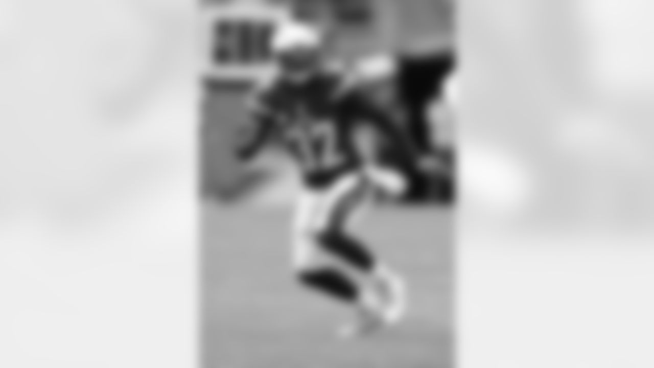 Eric Weddle, FS - SIGNED, BAL