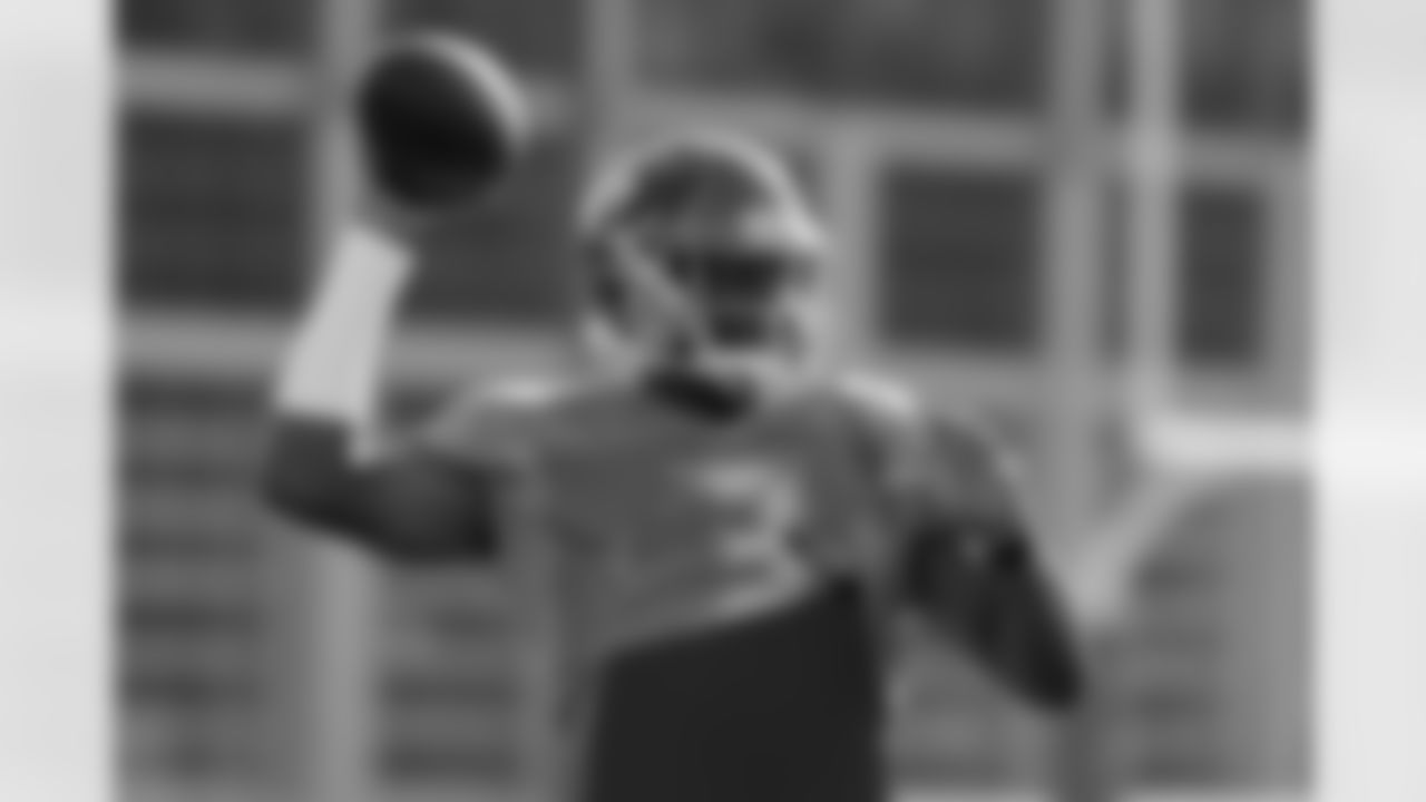 3 QB Jameis Winston