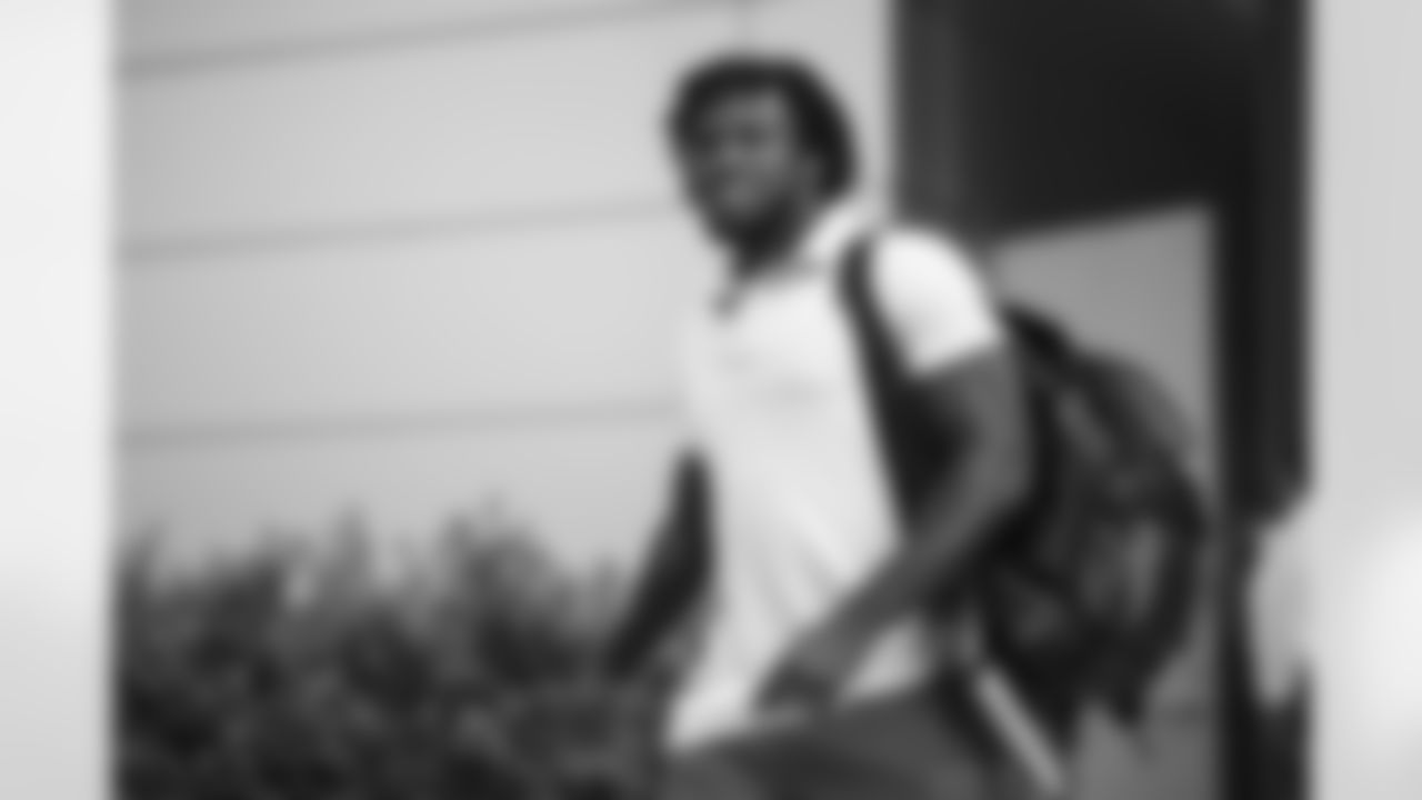 180814_KZ_Bucs_Titans_Travel_0004