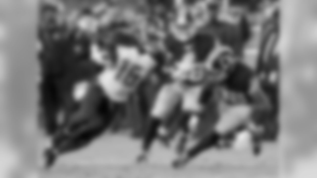 16 WR Freddie Martino