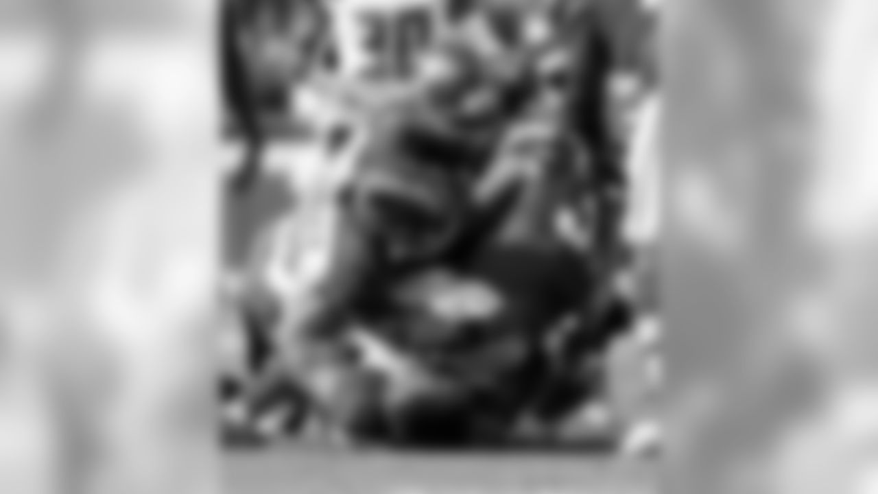 58 LB Kwon Alexander and #98 DT Clinton McDonald