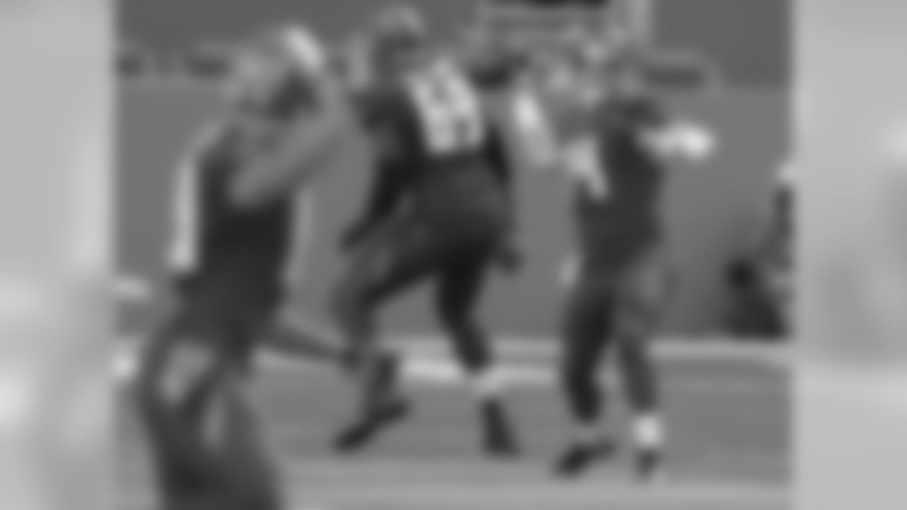 QB Ryan Fitzpatrick