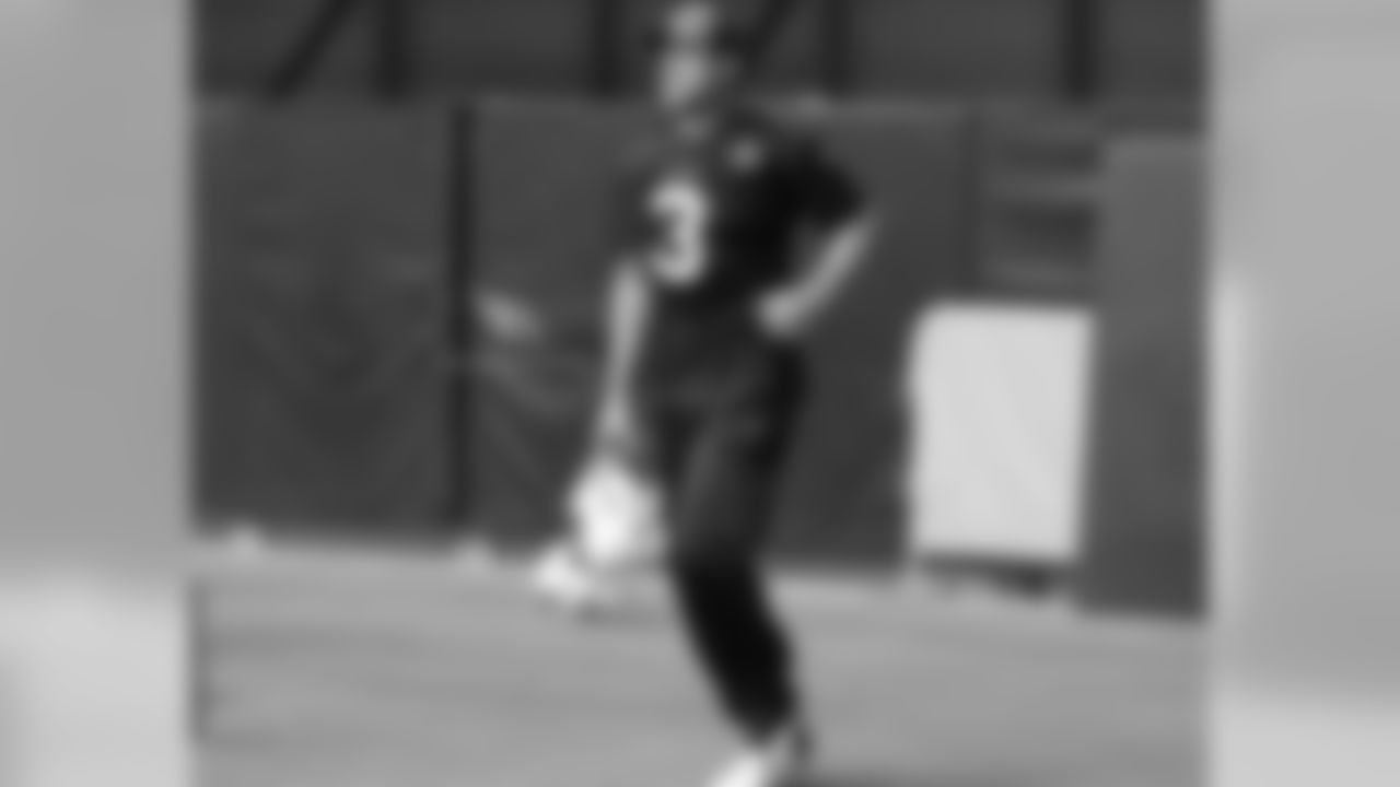 QB Carson Palmer