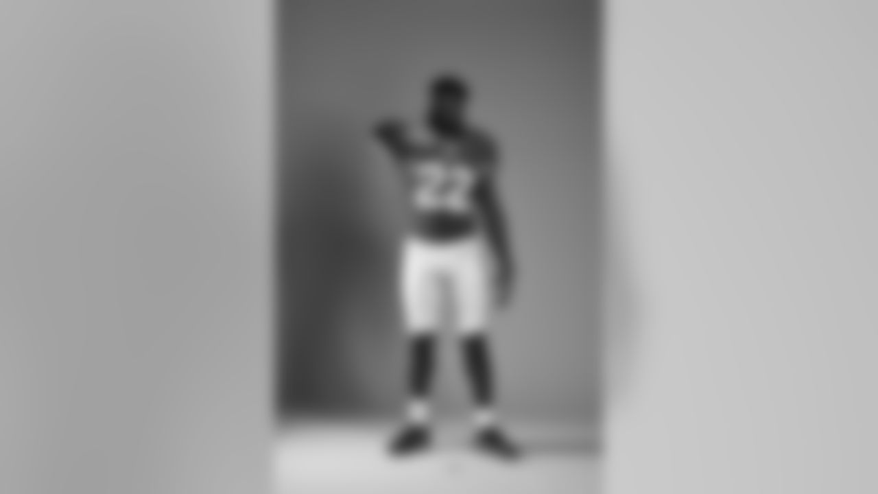 RB T.J. Logan