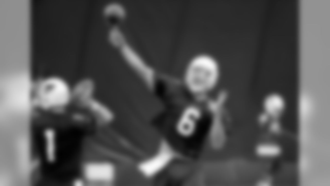 QB Logan Thomas
