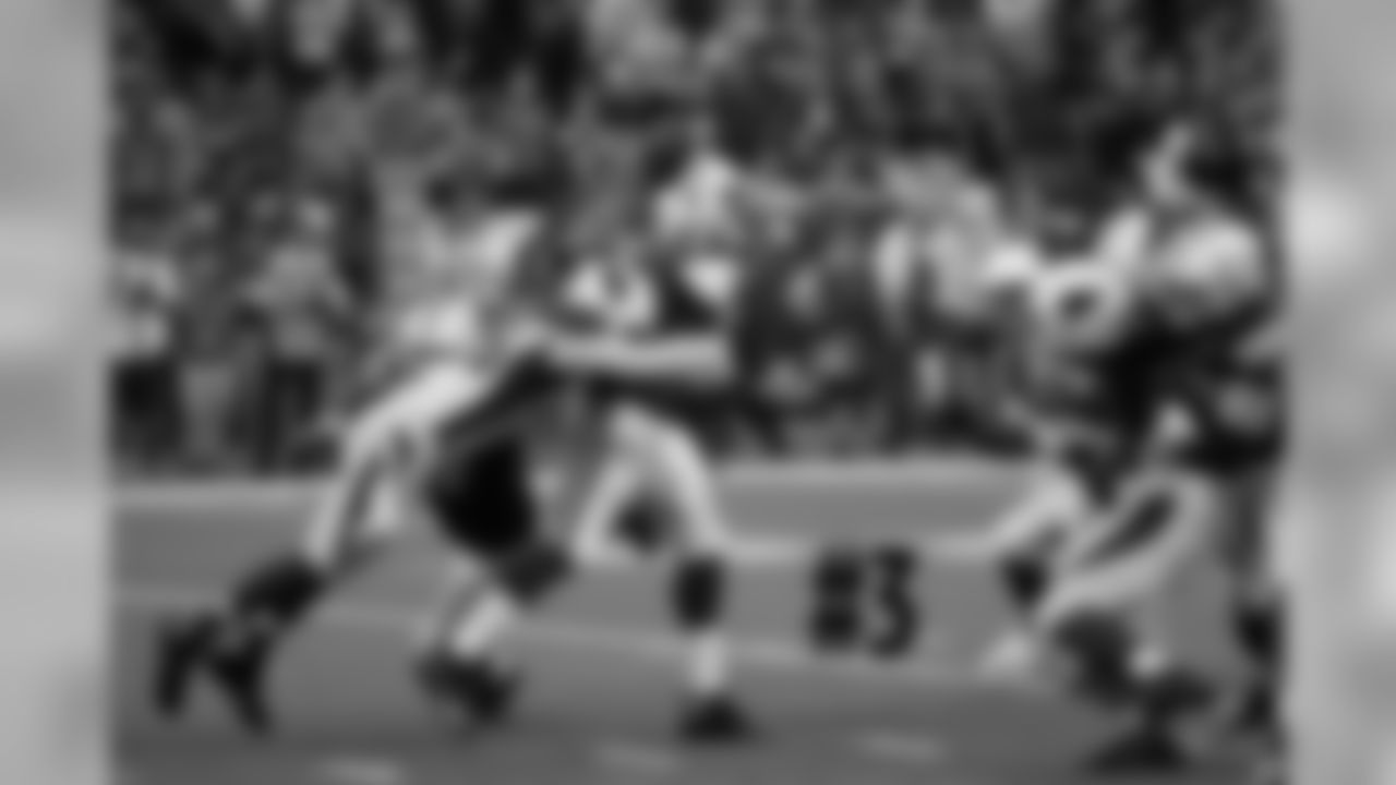 LB Chandler Jones with a sack-fumble on Colts QB Jacoby Brissett