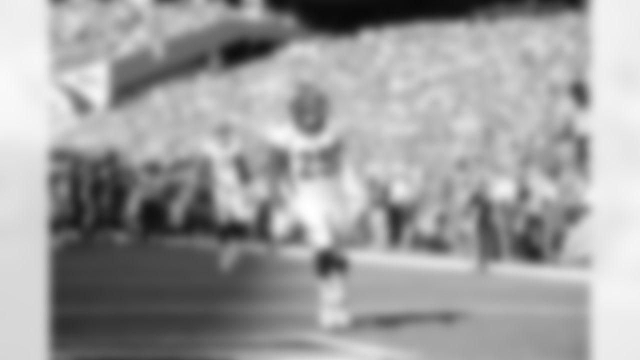 CB Chris Harris
