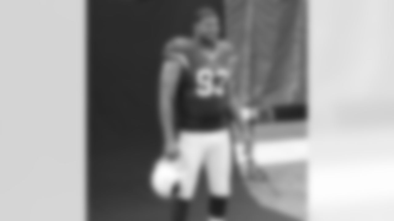 DE Calais Campbell
