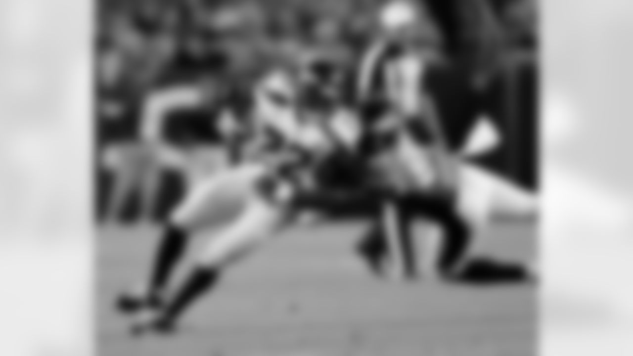 LB Danny Trevathan