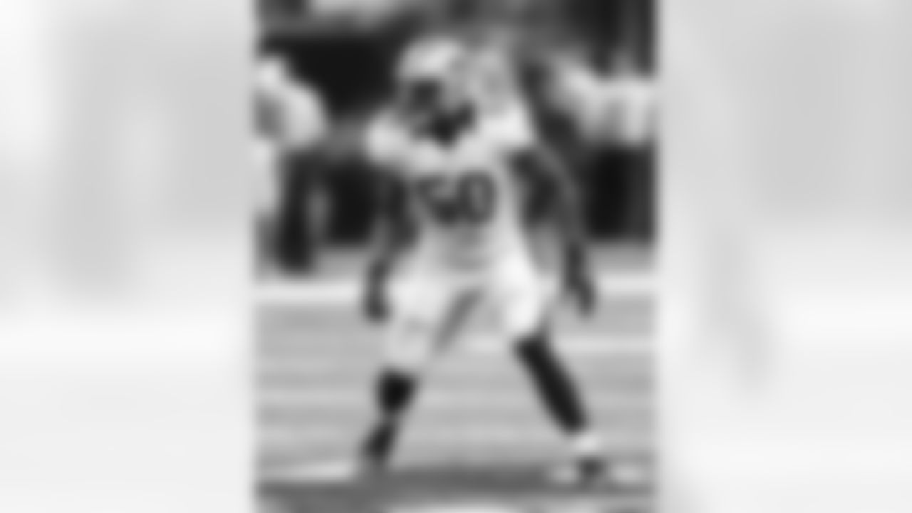 LB Stephone Anthony