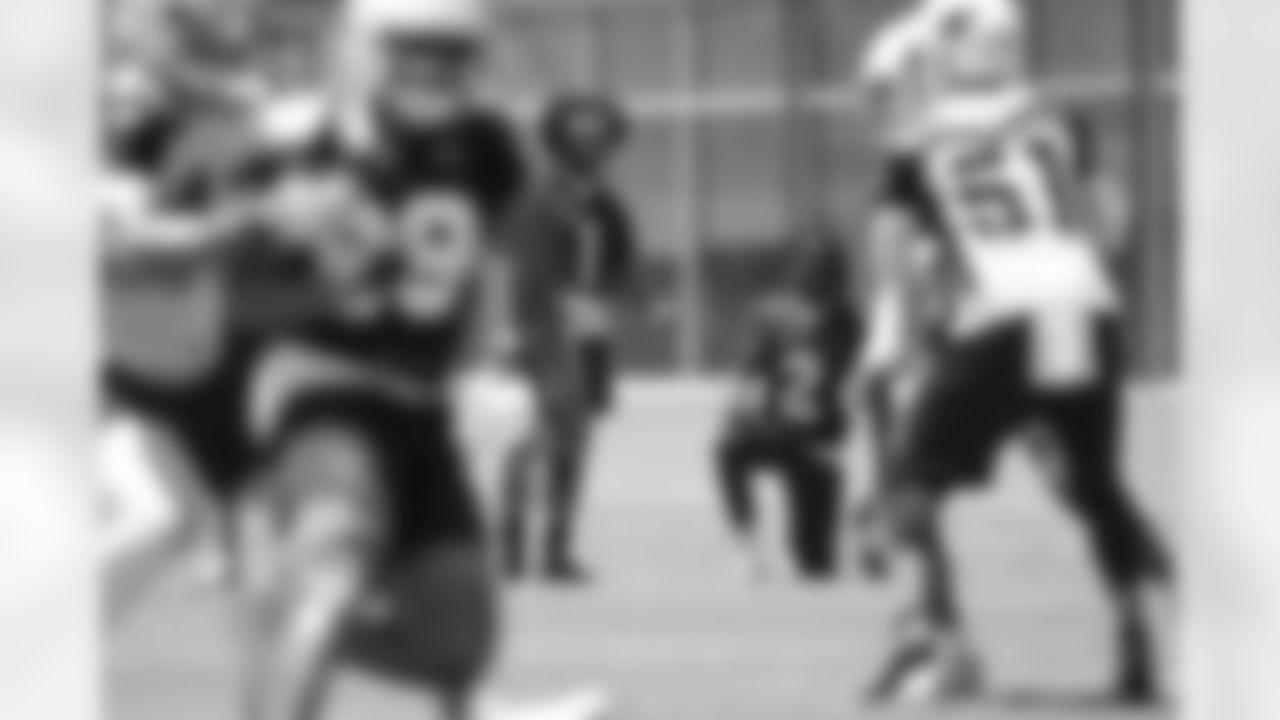 Arizona Cardinals quarterback Kyler Murray (1) and Arizona Cardinals wide receiver Marquise Brown (2) practices during Week 2 of the OTA offseason program on Wednesday, June 1, 2022 in Tempe, AZ.