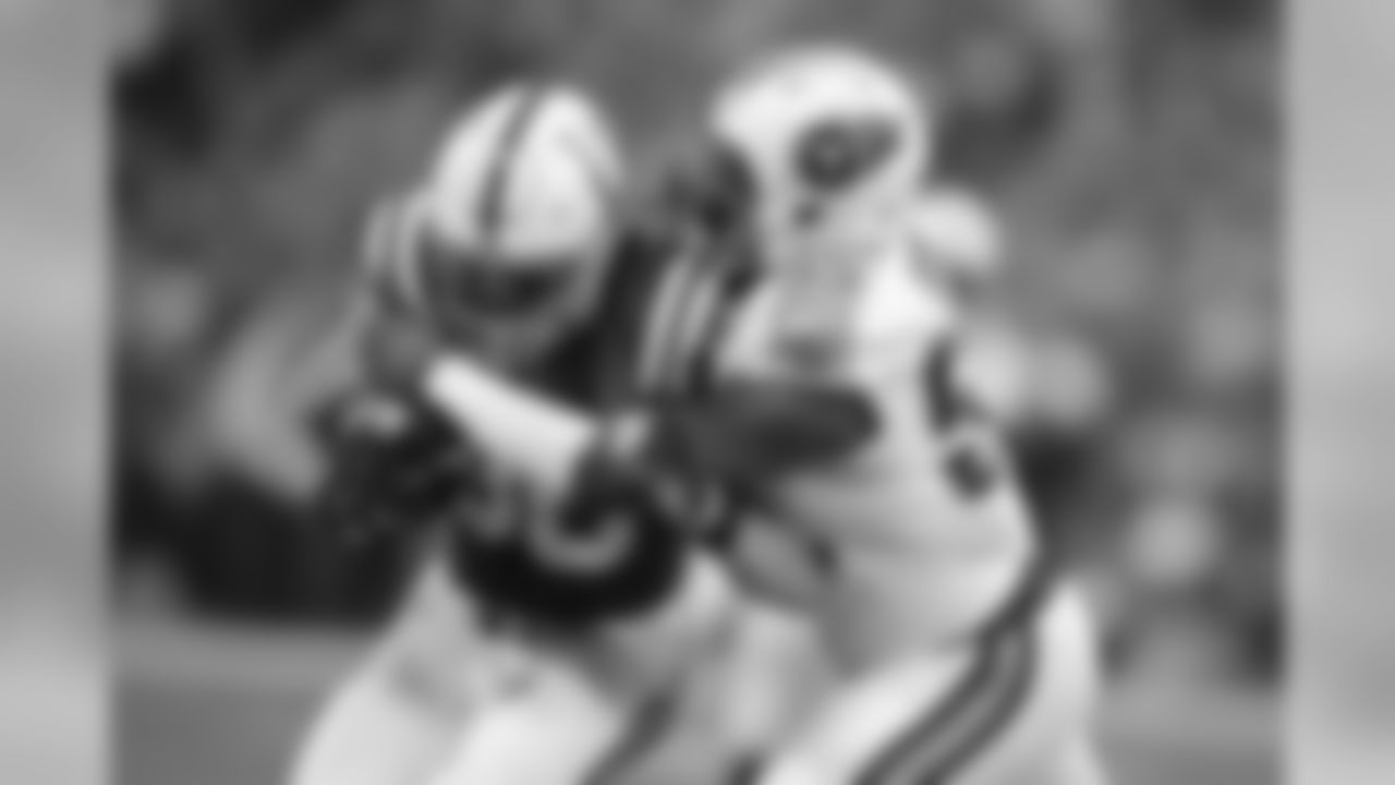 ILB Zach Brown