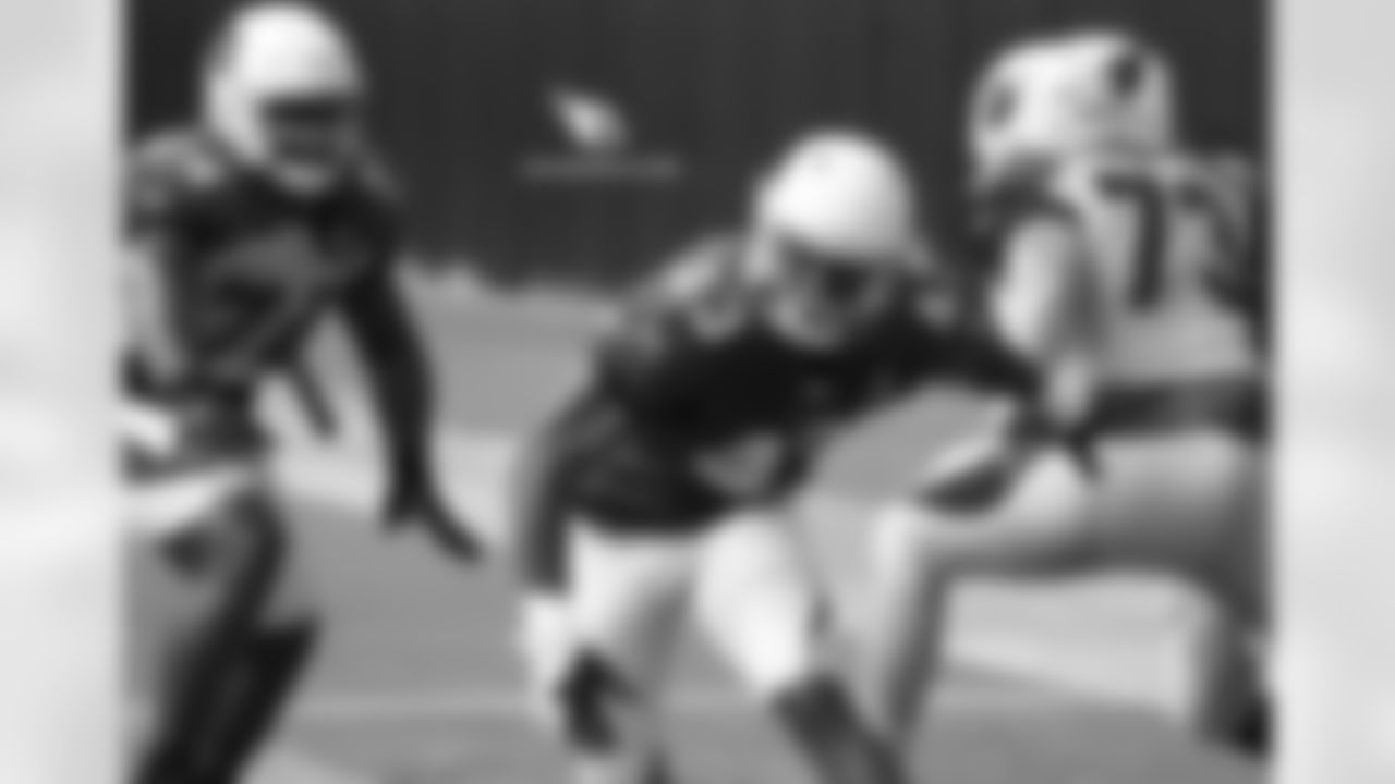 Day 20: LB Haason Reddick practices his pass-rush