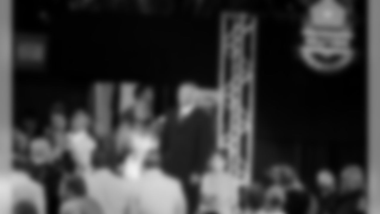 Aeneas is introduced and goes through the "gauntlet" of current Hall of Famers