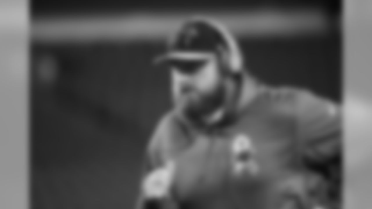 RT Mike Remmers