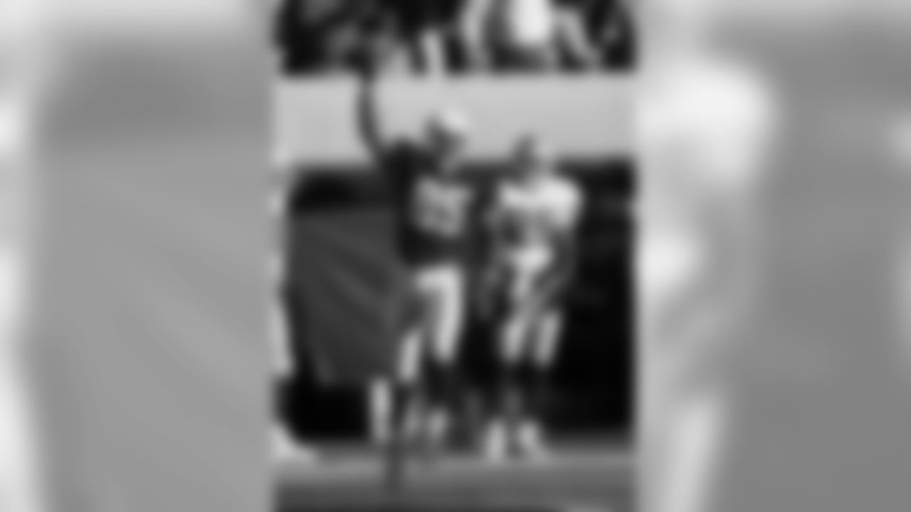 1999 - WR Rob Moore